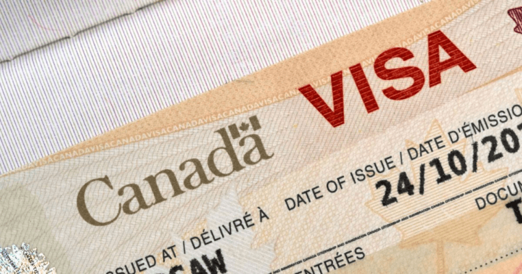 Visa Du Lịch Canada 10 Năm: Điều Kiện, Chi Phí & Hồ Sơ Mới Nhất 2025