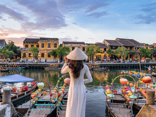 Hành Trình Di Sản Miền Trung: Đà Nẵng – Hội An – Quảng Bình – Huế (4N3Đ)