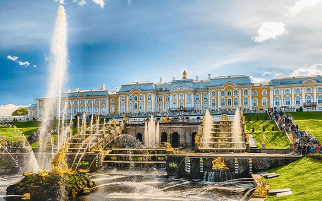 Khám Phá Nước Nga Kỳ Vĩ: Moscow – Saint Petersburg (9N8Đ)