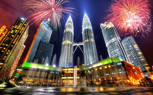 Sắc Màu Liên Tuyến: Malaysia - Singapore & Thung Lũng Cao Nguyên Genting (5N4Đ)