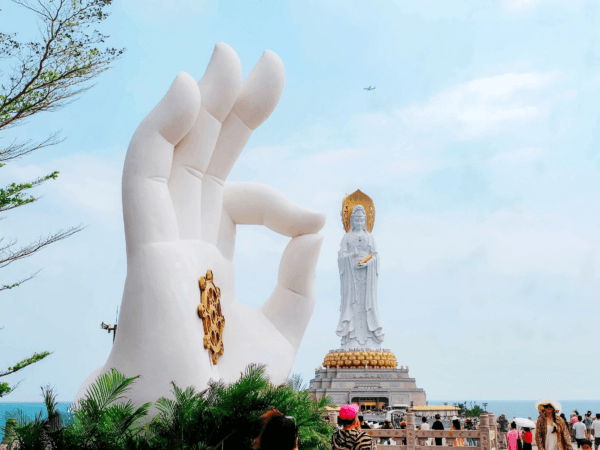 Đảo Ngọc Hải Nam: Tượng Quan Âm 3 Mặt & Vịnh Tam Á (5N4Đ)